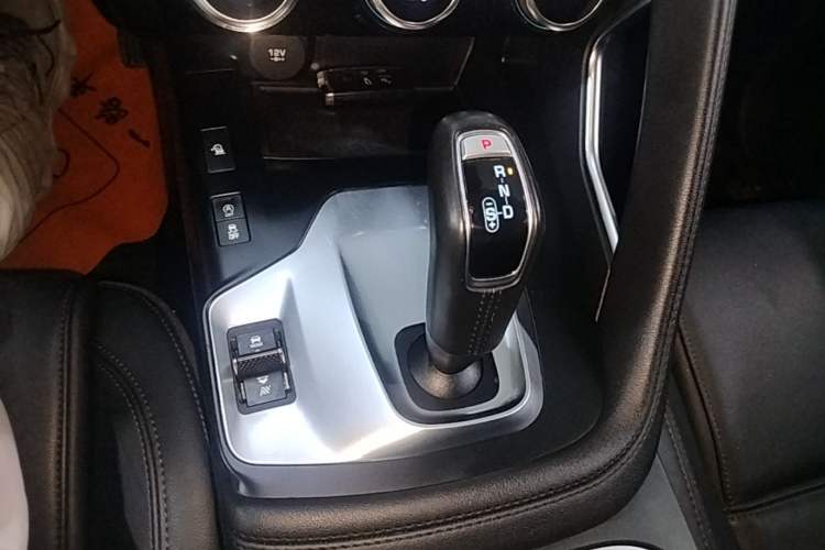 Used Jaguar E-PACE 2018 P200 S China VI Gear Lever