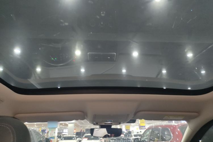 Used Jaguar E-PACE 2018 P200 S China VI Headliner