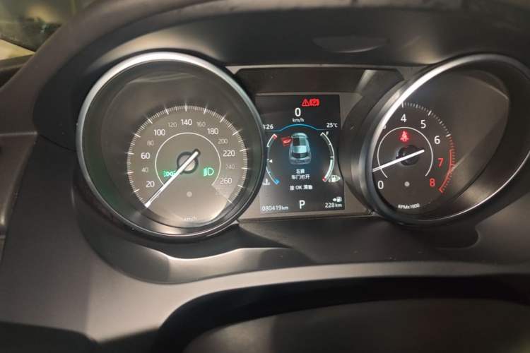 Used Jaguar E-PACE 2018 P200 China V Standard Instrument Cluster