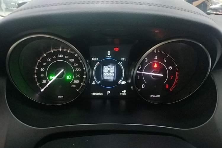Used Jaguar E-PACE 2018 P200 S China VI Instrument Cluster
