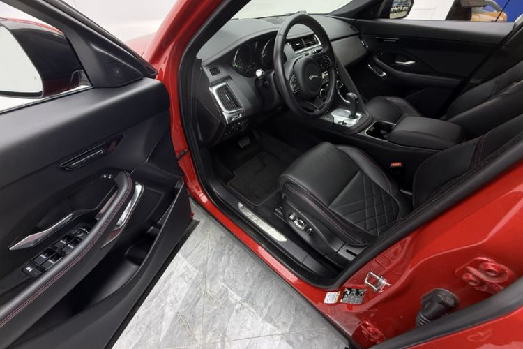 Used Jaguar E-PACE 2018 P200 First Edition Limited Edition China VI Interior 11