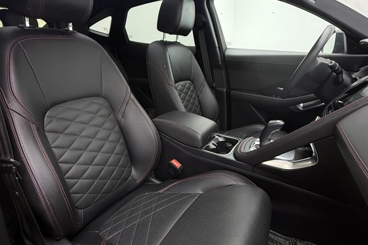 Used Jaguar E-PACE 2018 P200 First Edition Limited Edition China VI Interior 2
