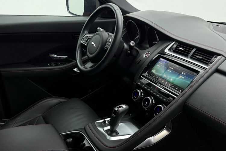 Used Jaguar E-PACE 2018 P200 First Edition Limited Edition China VI Interior 3