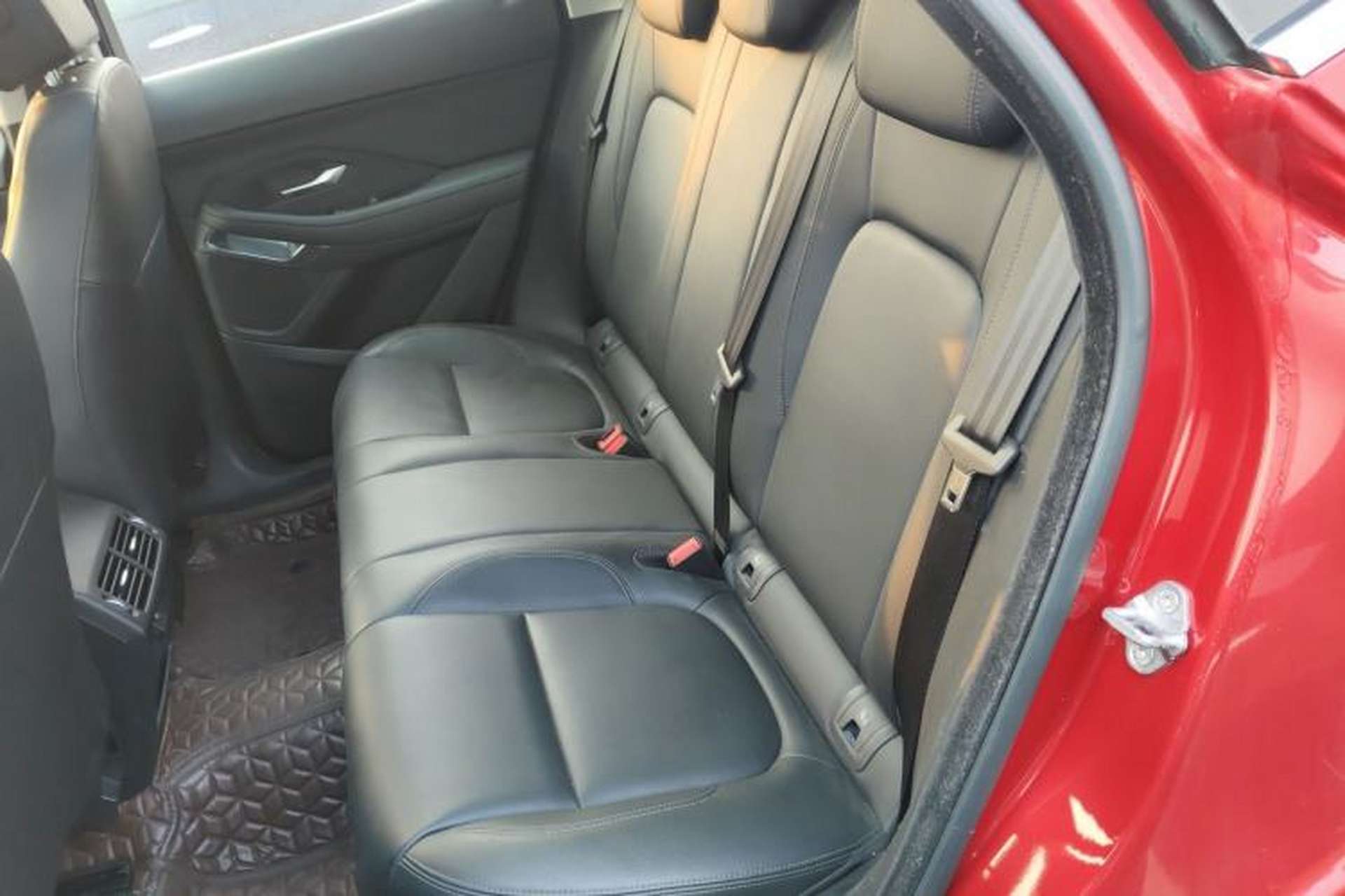 Used Jaguar E-PACE 2018 P200 China V Standard Interior 4
