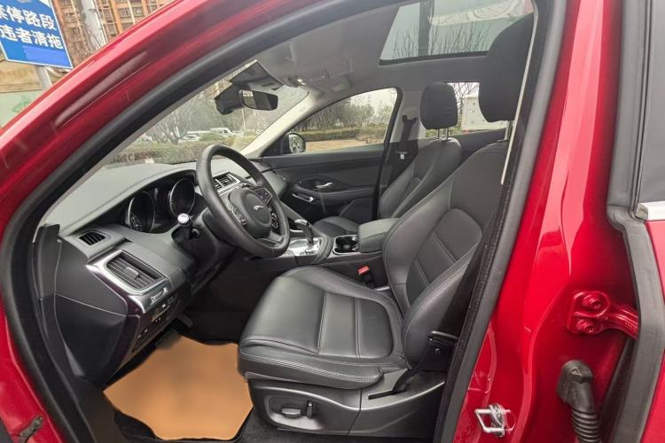 Used Jaguar E-PACE 2018 P200 S China VI Interior 4
