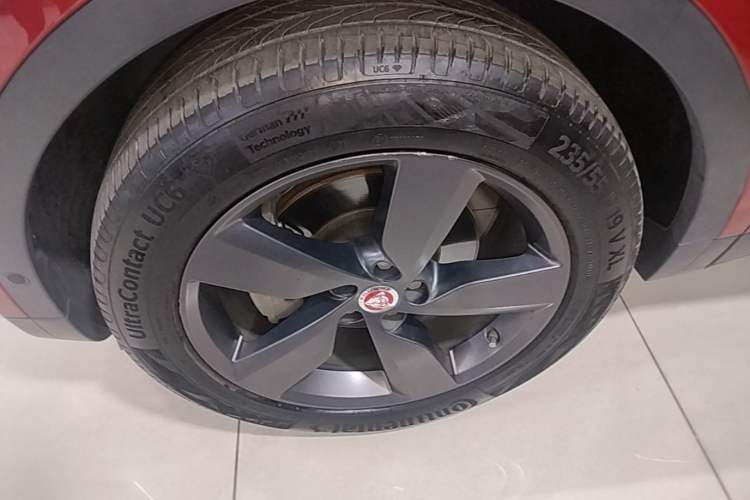 Used Jaguar E-PACE 2018 P200 S China VI Left Front Wheel Hub