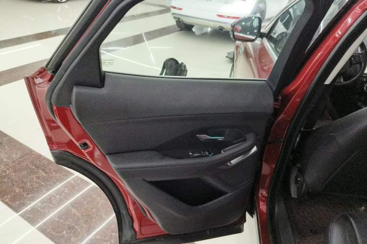 Used Jaguar E-PACE 2018 P200 China VI Left Rear Door Interior