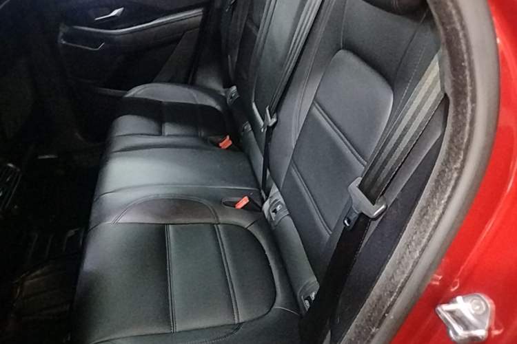 Used Jaguar E-PACE 2018 P200 S China VI Left Rear Seat