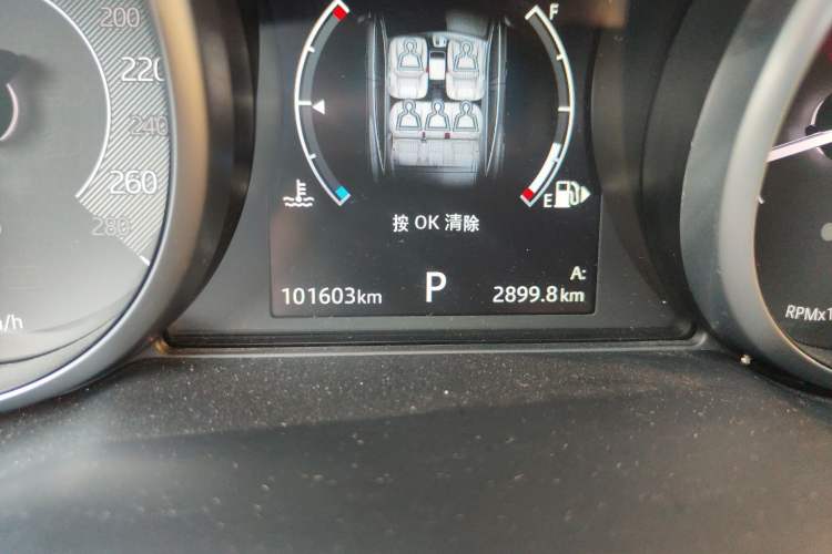 Used Jaguar E-PACE 2018 P200 First Edition Limited Edition China V Standard Odometer Close Up
