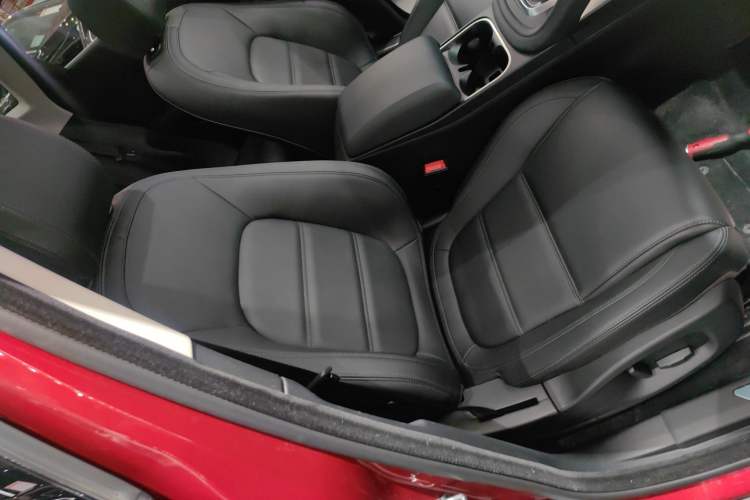 Used Jaguar E-PACE 2018 P200 S China VI Right Front Seat
