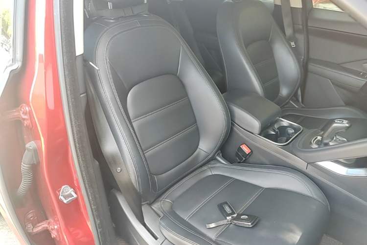 Used Jaguar E-PACE 2018 P200 S China V-standard Right Front Seat