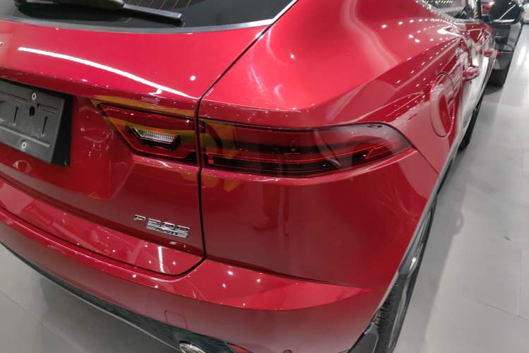 Used Jaguar E-PACE 2018 P200 S China VI Right Rear Taillight