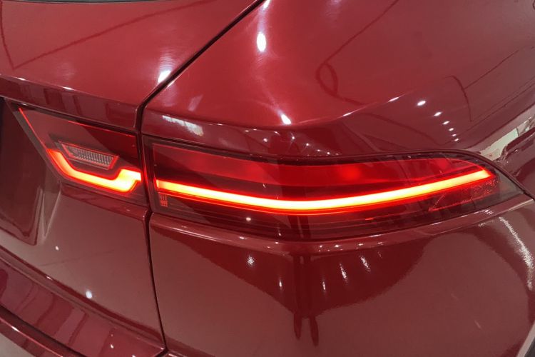 Used Jaguar E-PACE 2018 P200 China VI Right Rear Taillight