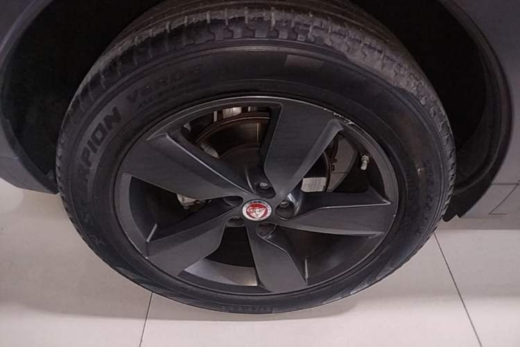 Used Jaguar E-PACE 2018 P200 S China VI Right Rear Wheel Hub