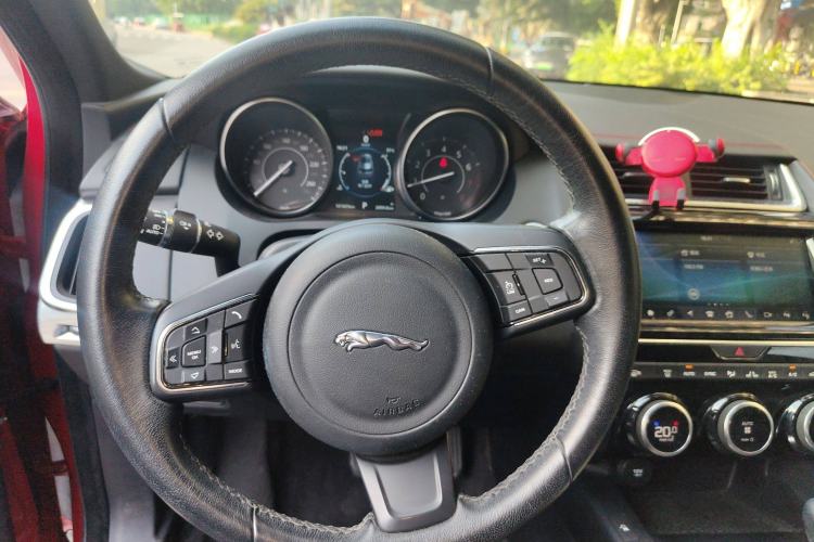 Used Jaguar E-PACE 2018 P200 First Edition Limited Edition China V Standard Steering Wheel