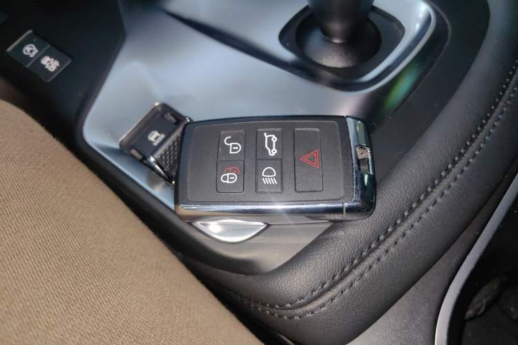 Used Jaguar E-PACE 2018 P200 S China VI Vehicle Key