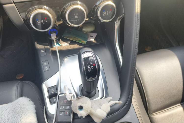 Used Jaguar E-PACE 2018 P200 S China VI Vehicle Key