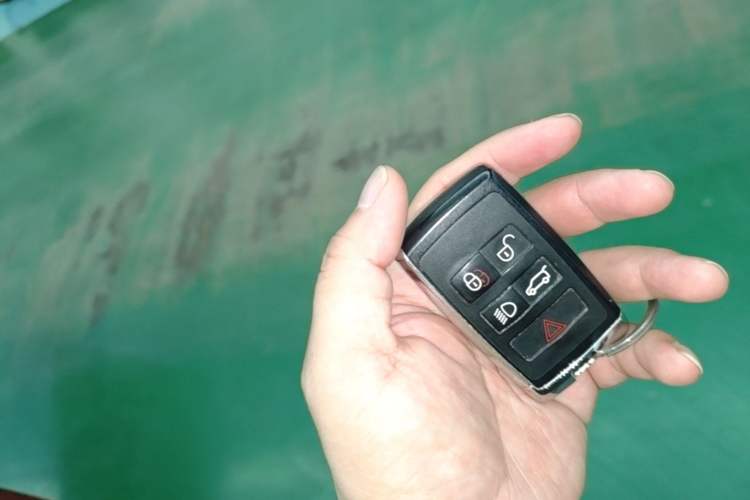 Used Jaguar E-PACE 2018 P200 S China VI Vehicle Key