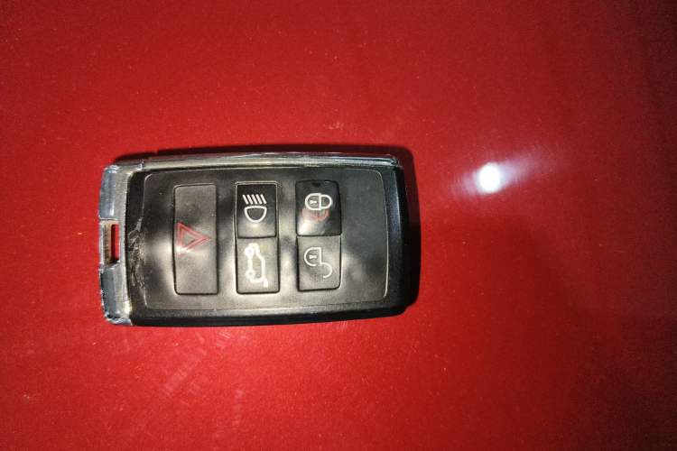 Used Jaguar E-PACE 2018 P200 China VI Vehicle Key
