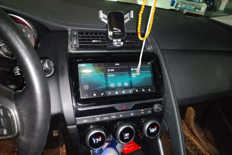 Used Jaguar E-PACE 2018 P200 S China V-standard Audio And AC Panel
