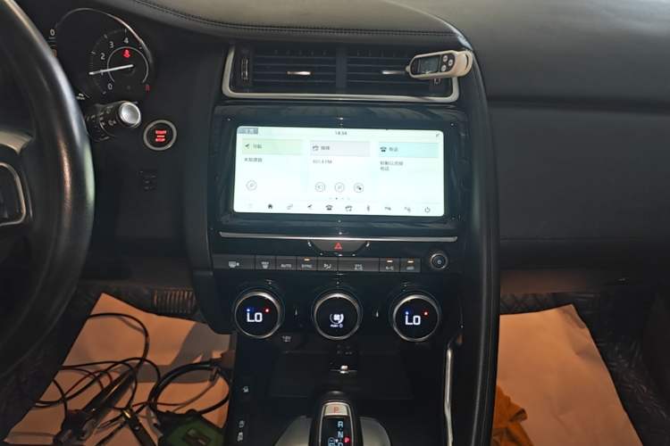 Used Jaguar E-PACE 2018 P250 S China VI Audio And AC Panel