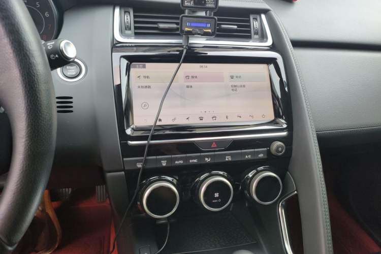 Used Jaguar E-PACE 2018 P200 S China VI Audio And AC Panel