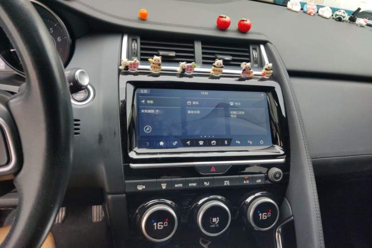 Used Jaguar E-PACE 2018 P250 SE China V-standard Audio And AC Panel