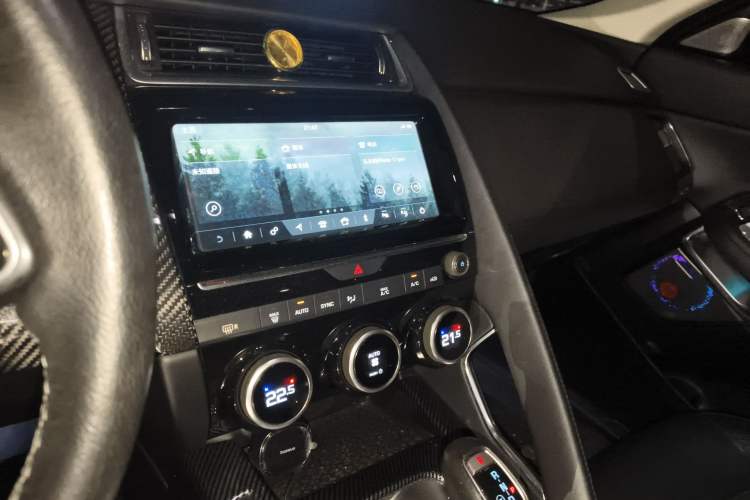 Used Jaguar E-PACE 2018 P250 SE China VI Audio And AC Panel