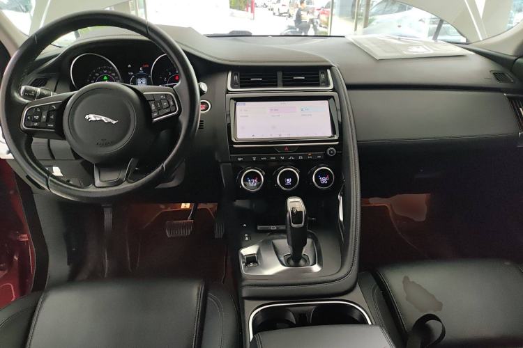 Used Jaguar E-PACE 2018 P250 SE China V-standard Center Console