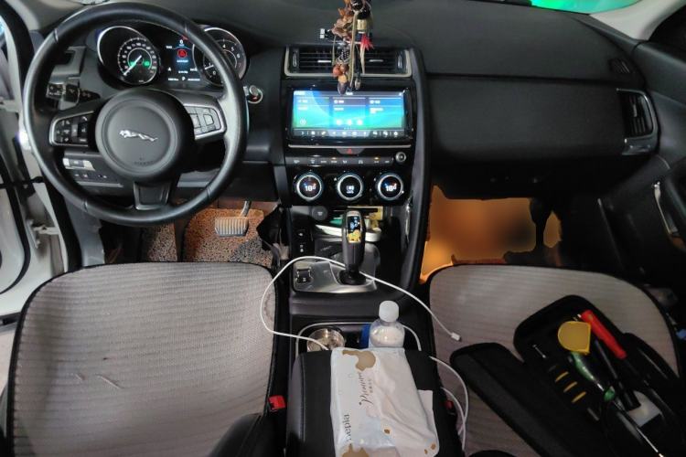 Used Jaguar E-PACE 2018 P200 S China VI Center Console