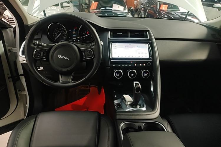 Used Jaguar E-PACE 2018 P200 S China VI Center Console