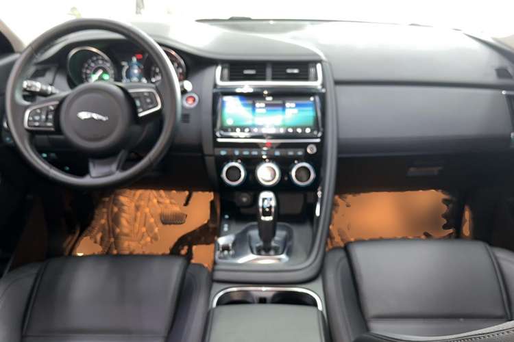 Used Jaguar E-PACE 2018 P250 S China V-standard Center Console