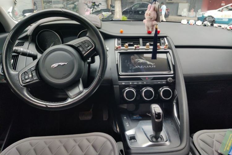 Used Jaguar E-PACE 2018 P250 SE China V-standard Center Console