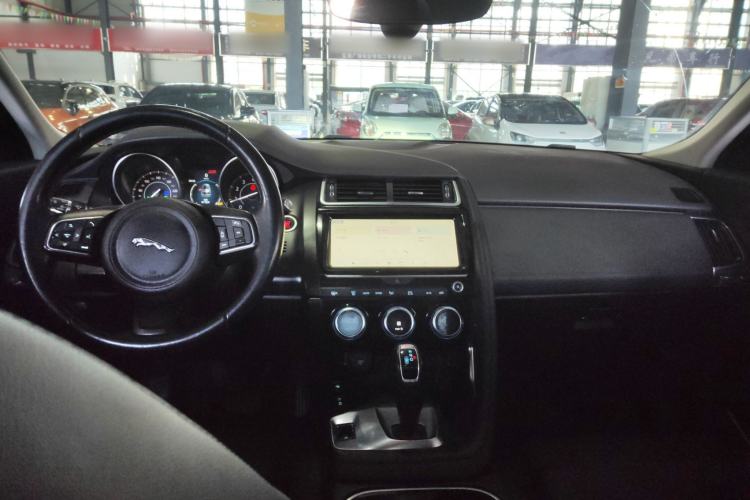 Used Jaguar E-PACE 2018 P200 S China VI Center Console