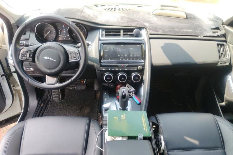 Used Jaguar E-PACE 2018 P200 S China VI Center Console