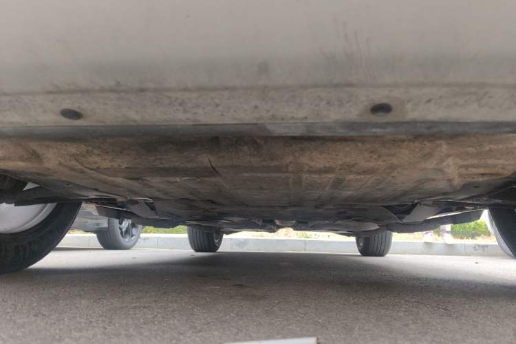 Used Jaguar E-PACE 2018 P200 S China VI Chassis Front