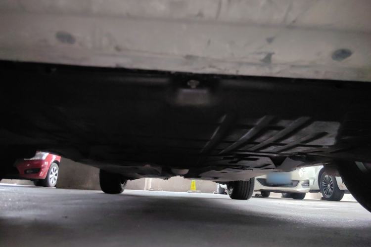 Used Jaguar E-PACE 2018 P200 S China VI Chassis Front
