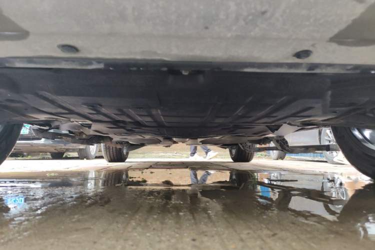 Used Jaguar E-PACE 2018 P200 S China VI Chassis Front