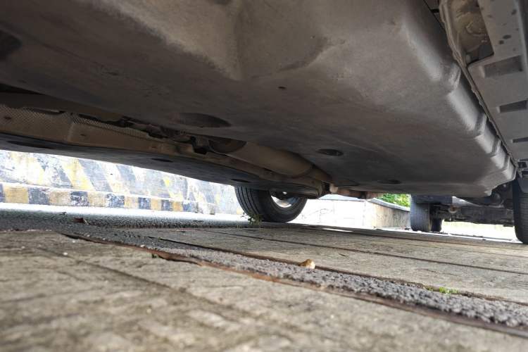 Used Jaguar E-PACE 2018 P200 S China VI Chassis Front Left