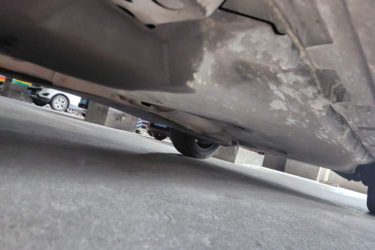 Used Jaguar E-PACE 2018 P200 S China VI Chassis Front Left