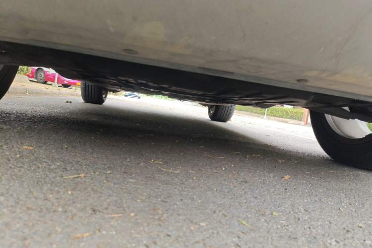 Used Jaguar E-PACE 2018 P200 S China VI Chassis Front