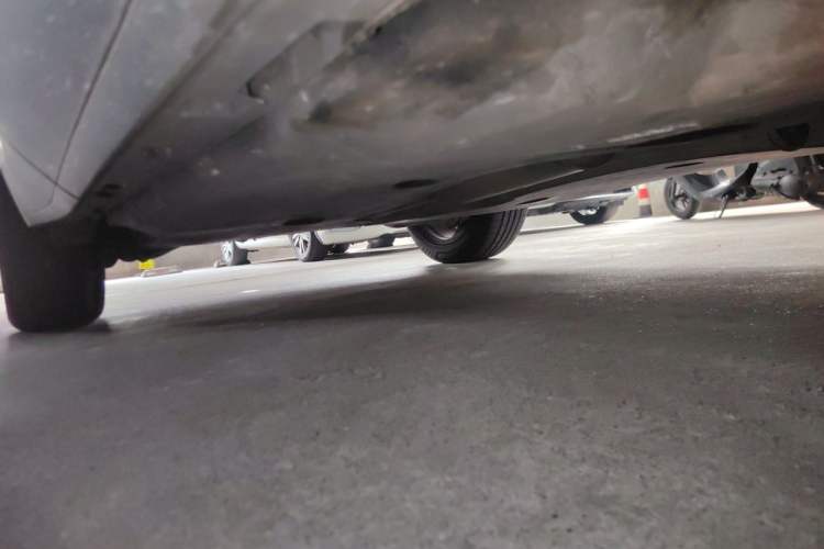Used Jaguar E-PACE 2018 P200 S China VI Chassis Front Right