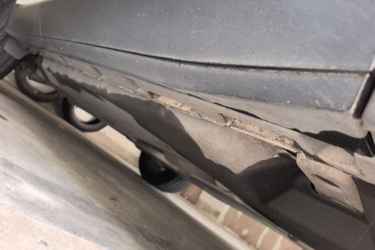 Used Jaguar E-PACE 2018 P200 S China VI Chassis Front Right