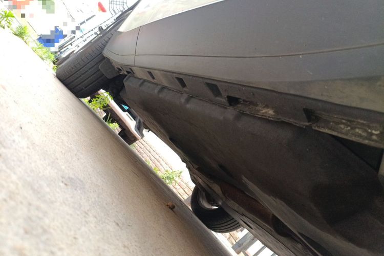 Used Jaguar E-PACE 2018 P250 SE China VI Chassis Front Right