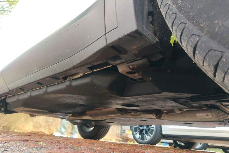 Used Jaguar E-PACE 2018 P200 S China VI Chassis Front Right