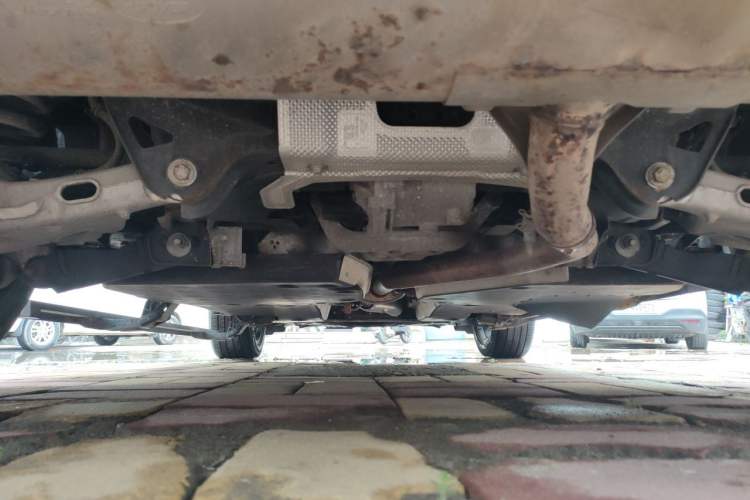 Used Jaguar E-PACE 2018 P200 S China VI Chassis Rear