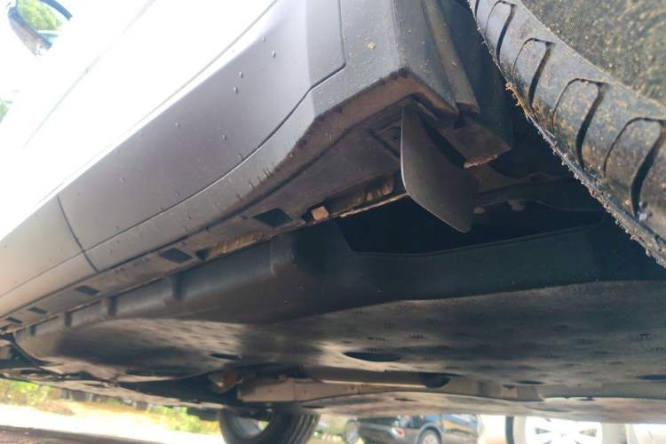 Used Jaguar E-PACE 2018 P200 S China VI Chassis Rear Left