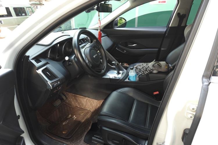 Used Jaguar E-PACE 2018 P200 S China VI Driver Seat