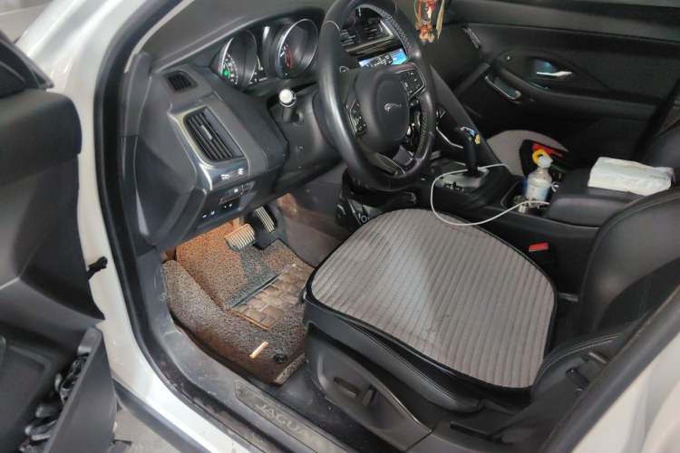 Used Jaguar E-PACE 2018 P200 S China VI Driver Seat