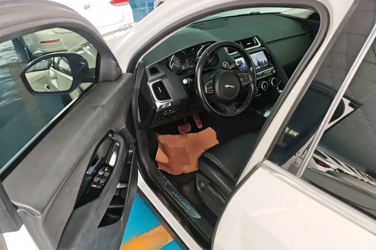 Used Jaguar E-PACE 2018 P200 China VI Driver Seat
